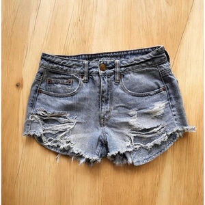 Women’s American Eagle Hi-Rise Festival Distressed Jean Cut Off Shorts Size 2